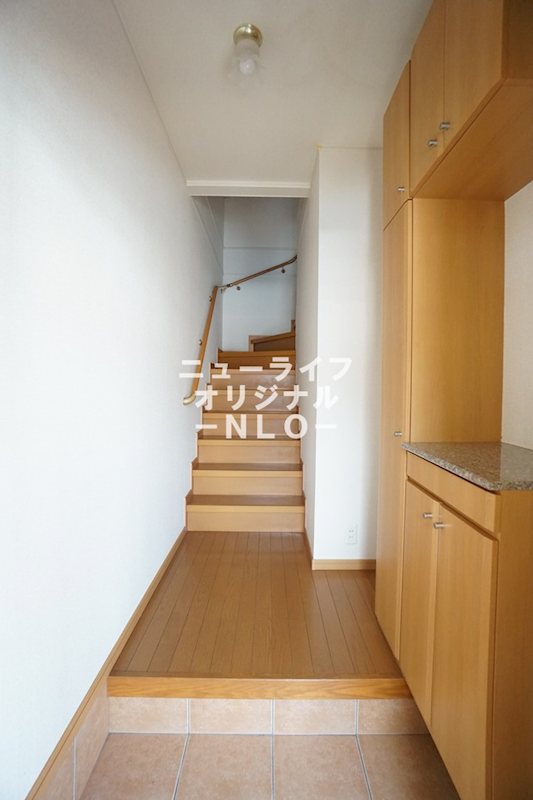 ヒルズ長坂上Ⅱ 玄関