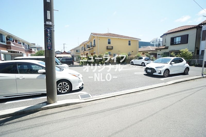 ラッコルタ 駐車場