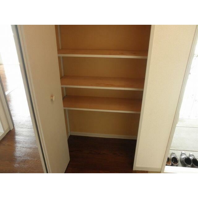 パレス湘南Ｉ 収納