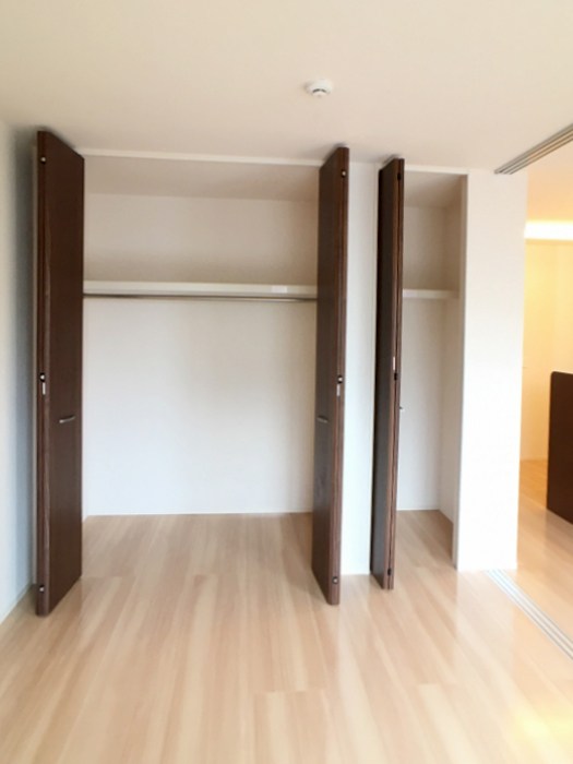 ターナ木曽西　Ａ棟 収納