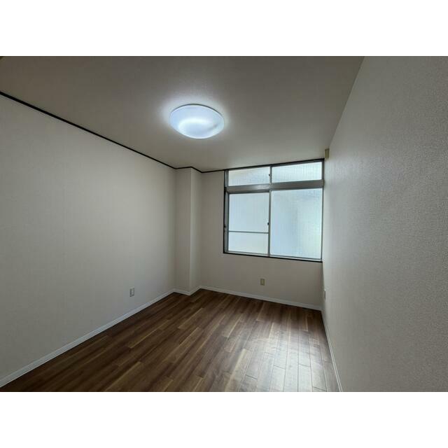 アスカビル ベッドルーム