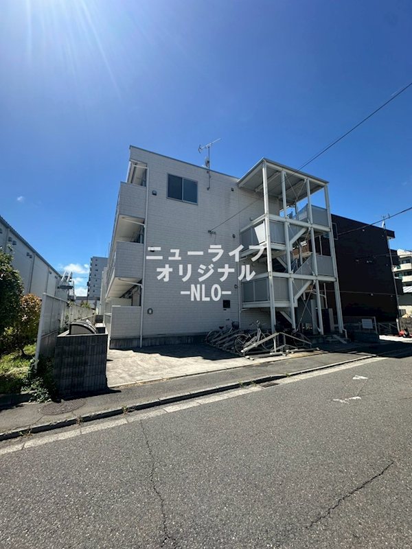 リブリ・プモリⅡ 外観