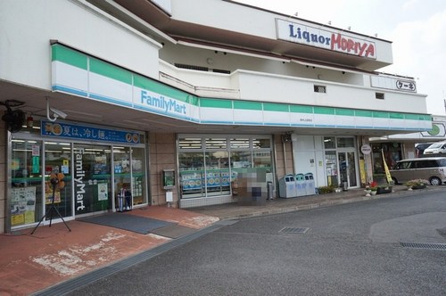 上荻野アパート コンビニ