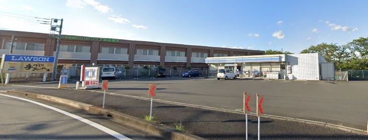 ドルチェ新田Ⅱ コンビニ