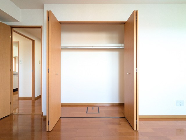 ベルシャイン厚木 収納