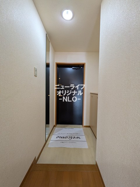 ベルシャイン厚木 玄関