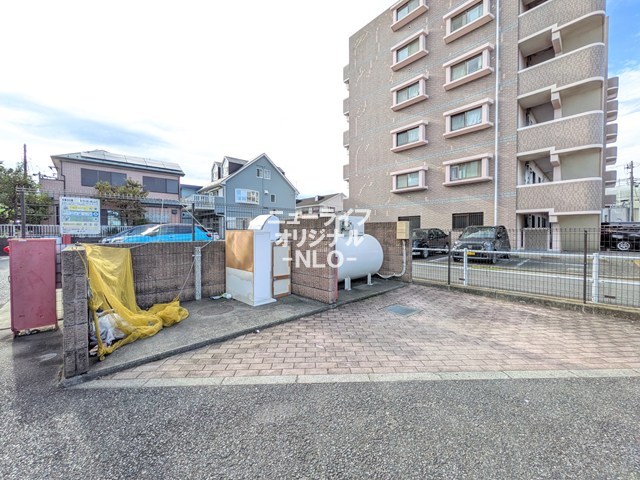 ベルシャイン厚木 外観