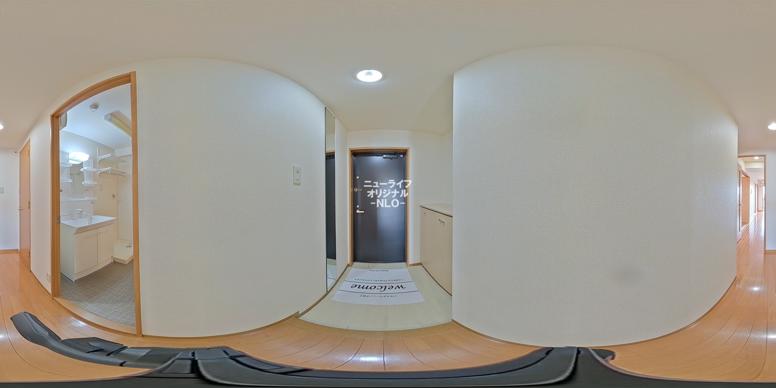 ベルシャイン厚木 玄関