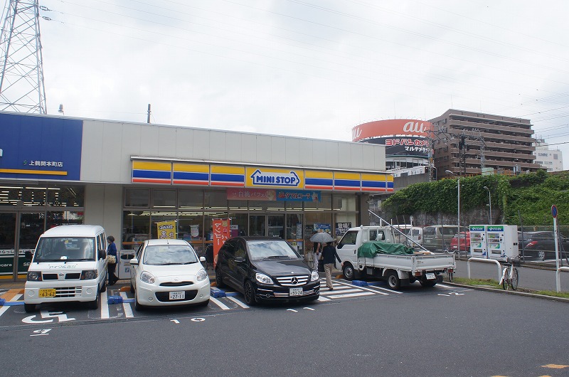 グラディート町田 コンビニ