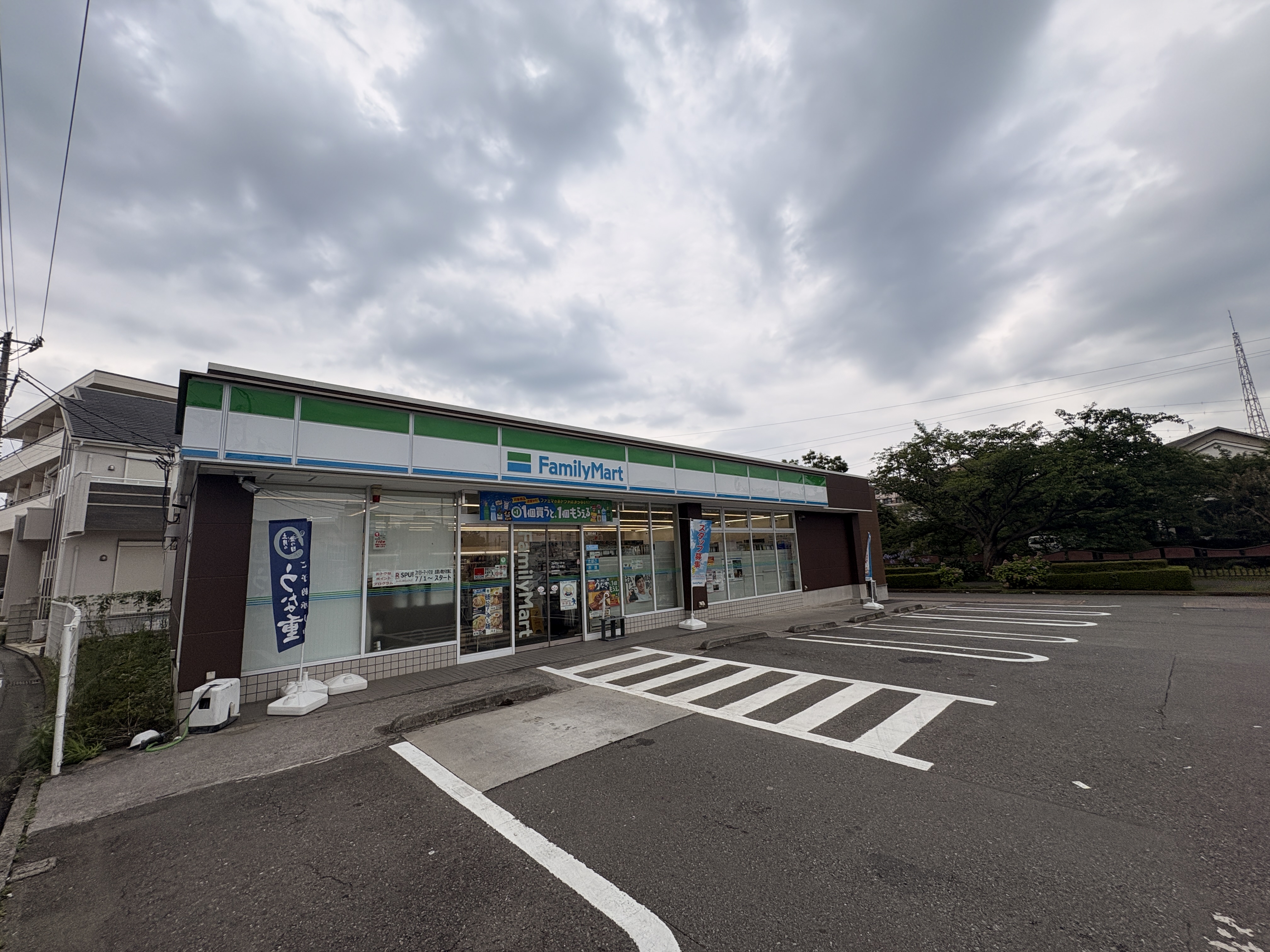 ウエストヒル湘南台 コンビニ