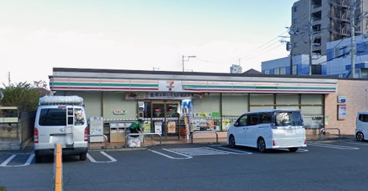 ターナ木曽西　B棟 コンビニ