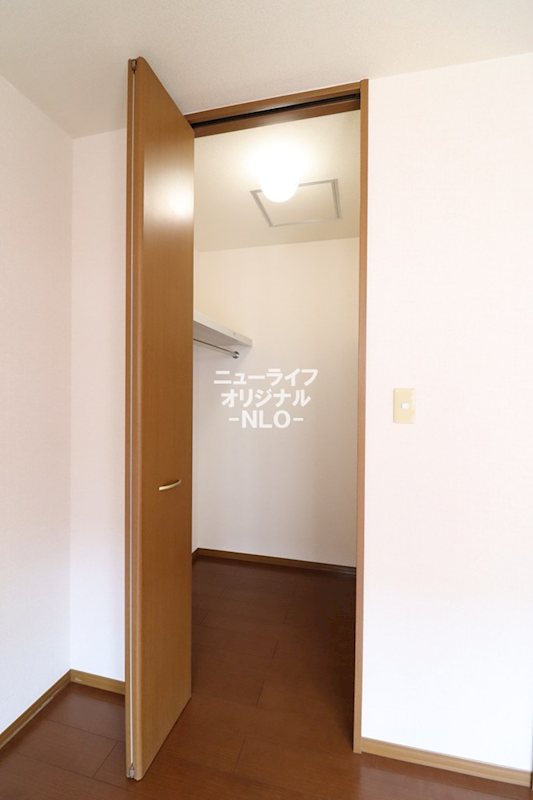 アゼリア その他