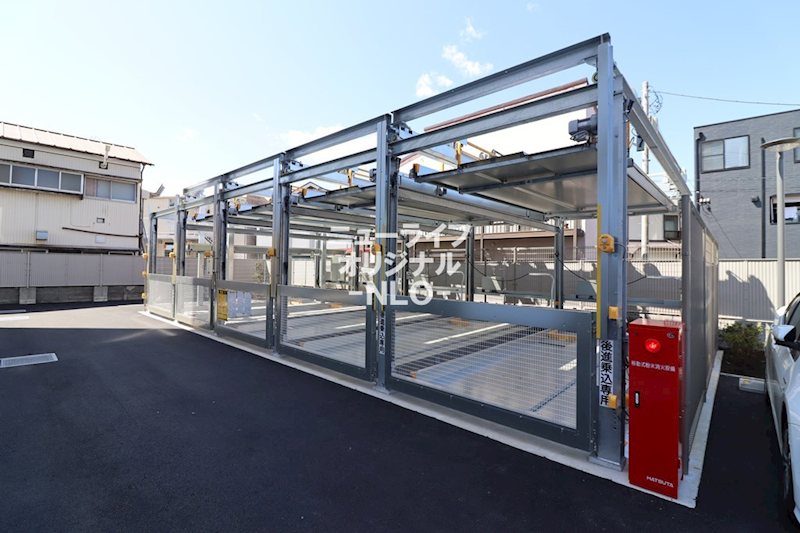 AVAIL本厚木 駐車場