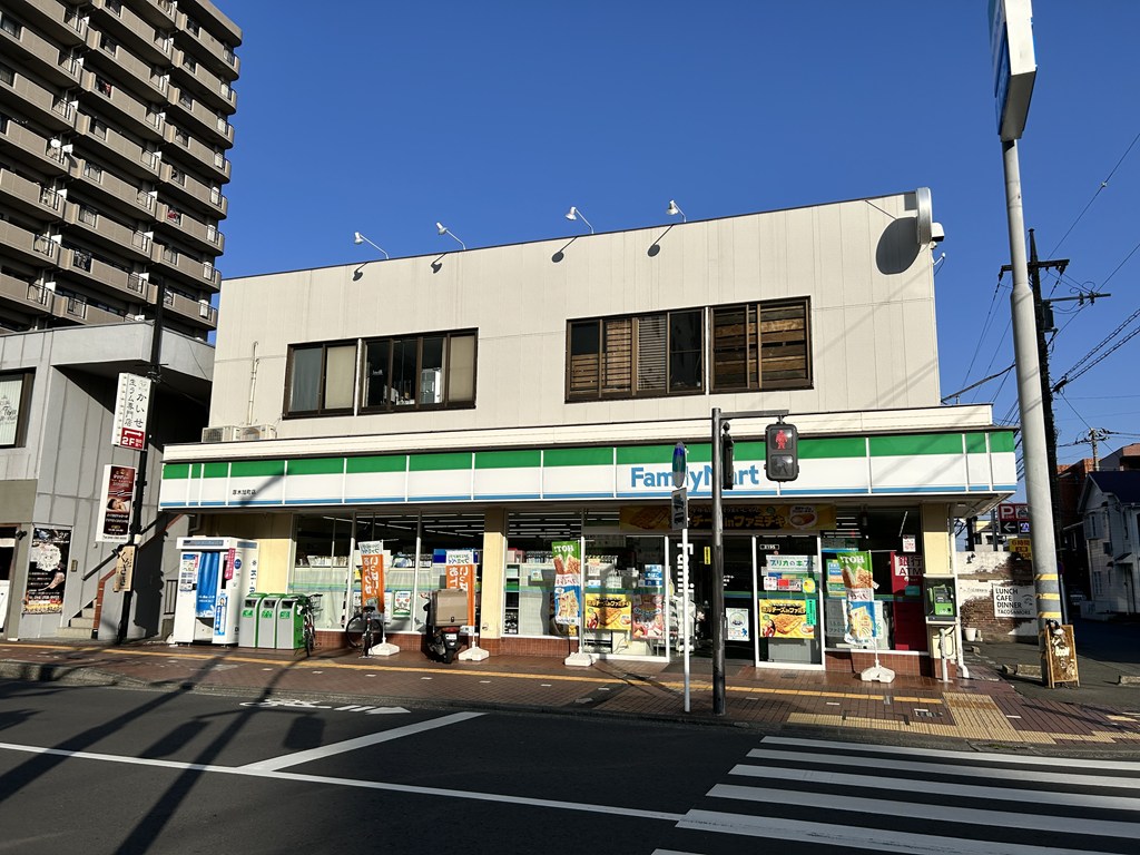 AVAIL本厚木 コンビニ