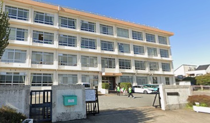 サングレイト　A棟 中学校
