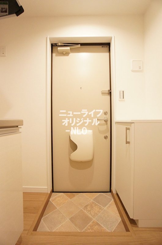 アザーレ・プラネ青葉台 玄関