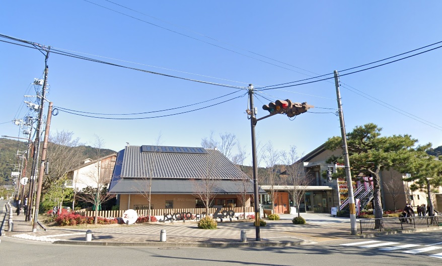 若王子町貸家 公園