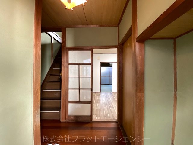 勧進橋町貸家 玄関