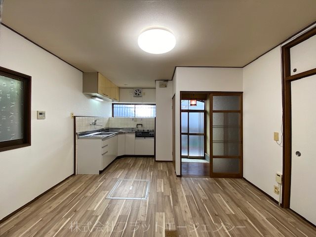勧進橋町貸家 リビング
