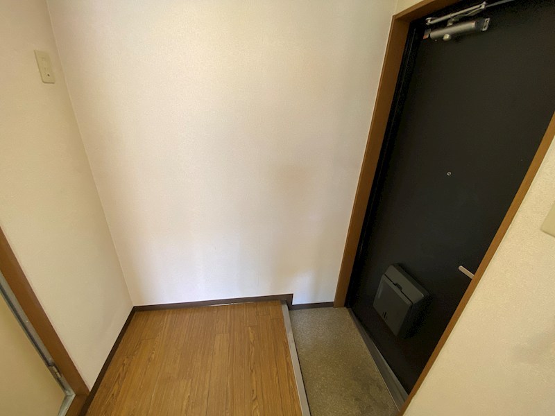 河村ビル 玄関