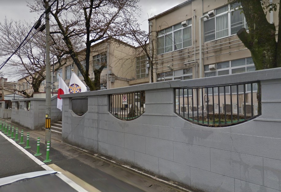 北白川上終町貸家 小学校