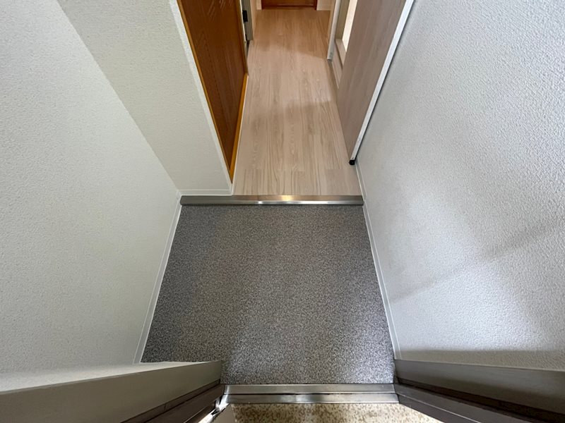 シャトレ桂 玄関