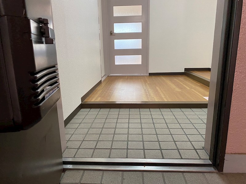 嶋津マンション 玄関