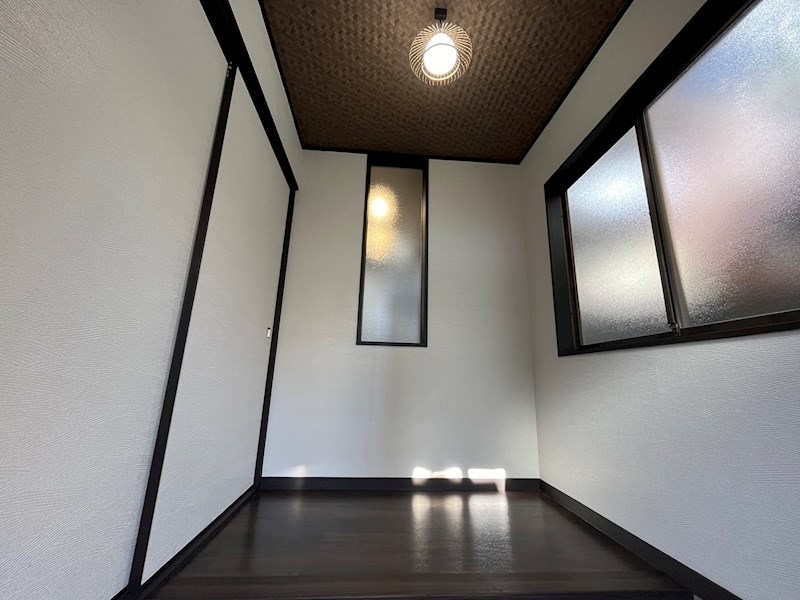 紫竹西桃ノ本町貸家 玄関