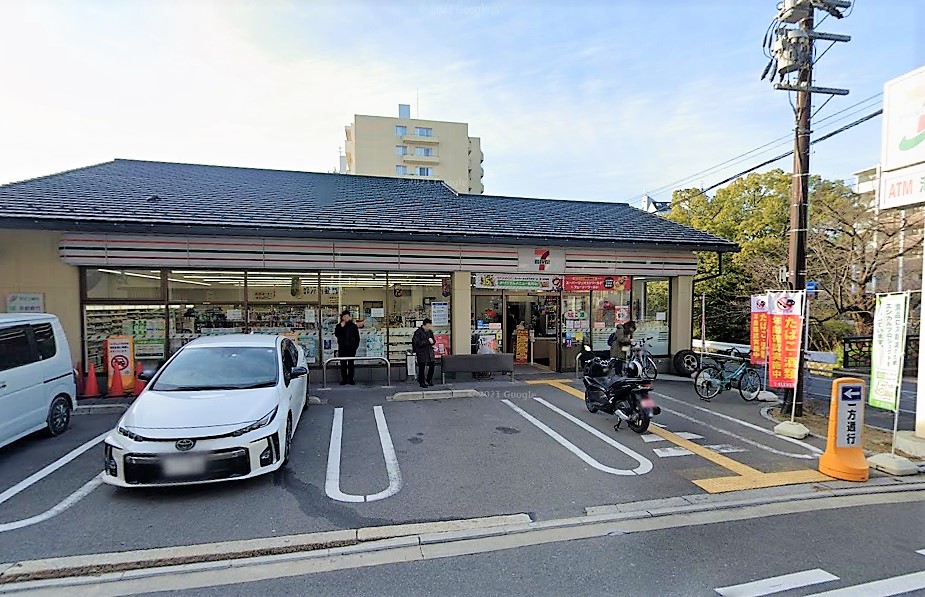 薬師テラス コンビニ