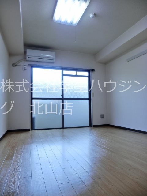 コーポフローレル リビング