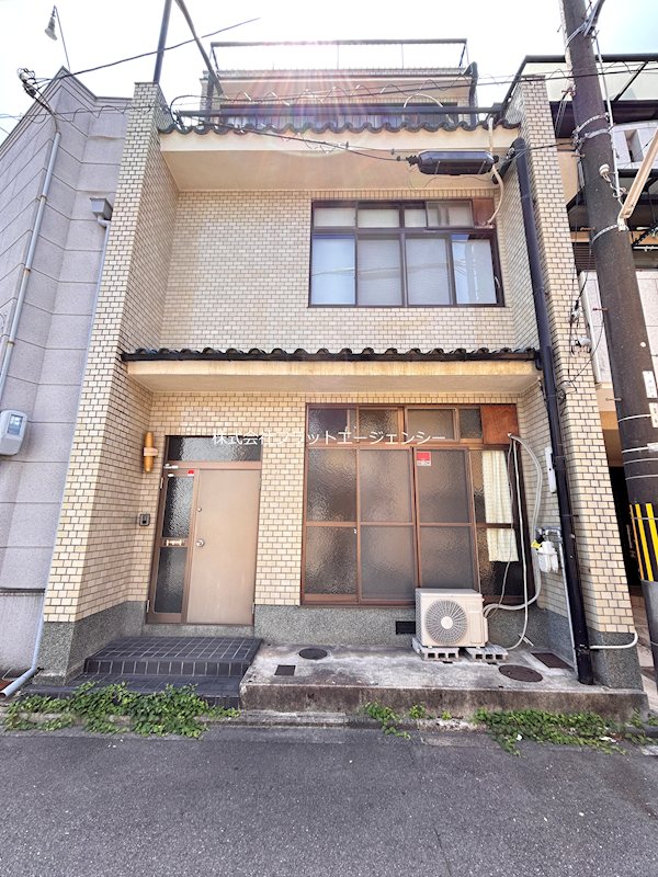 王様田中野神町貸家 外観