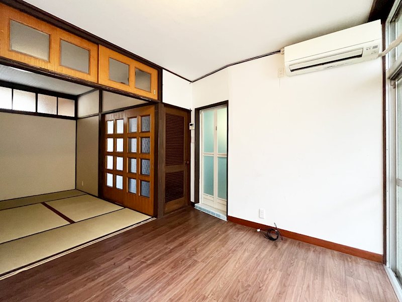 王様田中野神町貸家 ベッドルーム
