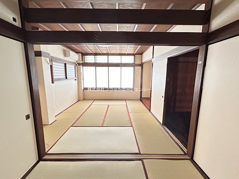王様田中野神町貸家 ベッドルーム