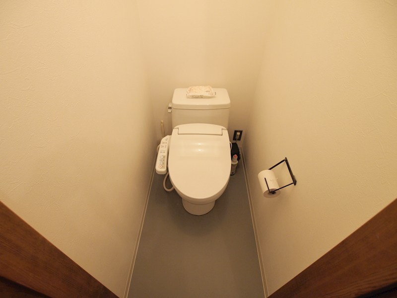 OPEN DOOR APARTMENT トイレ
