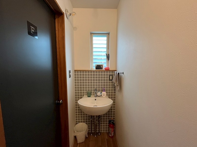 OPEN DOOR APARTMENT 洗面所