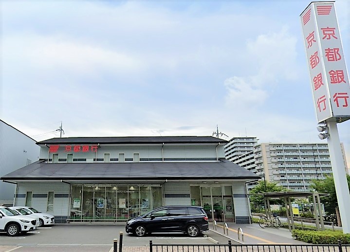 川島六ノ坪町貸家（92-1-2） 銀行