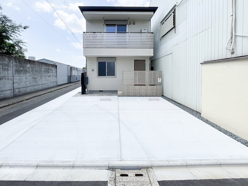 HEBEL MAISON 紫野 駐車場