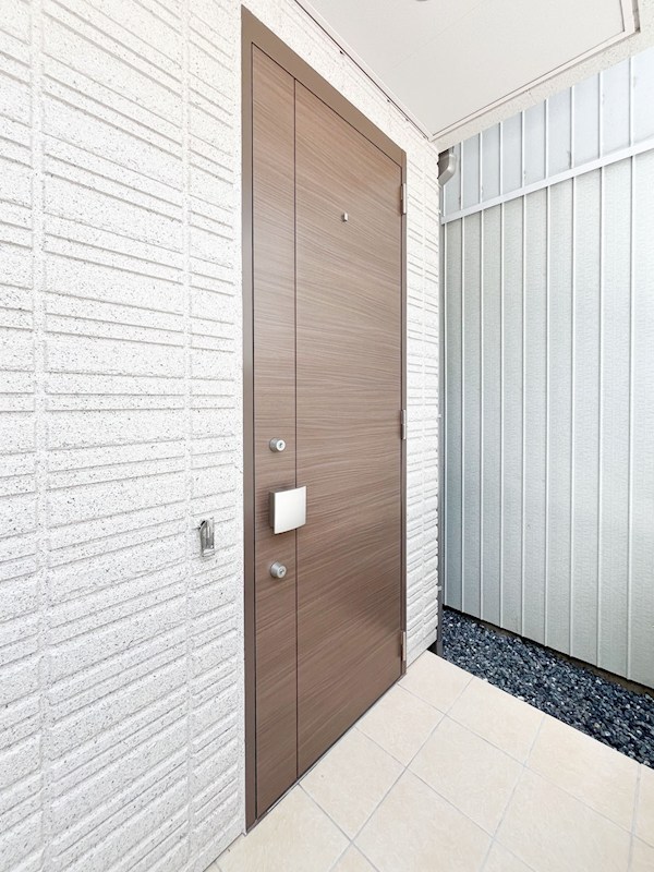 HEBEL MAISON 紫野 玄関