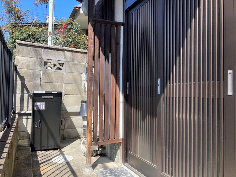 出雲路俵町貸家 エントランス
