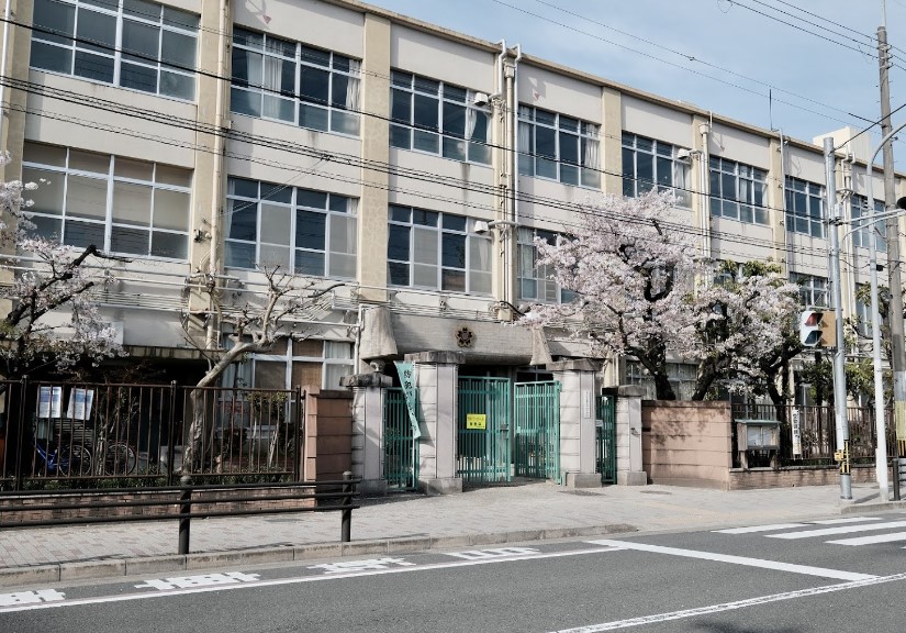 吉田上阿達町貸家(7-19) 小学校