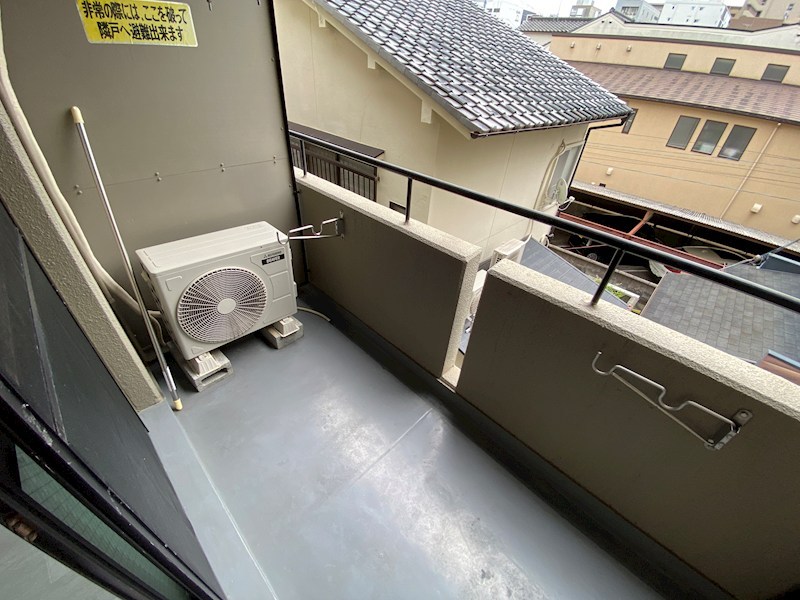 エスリード四条河原町 ベランダ