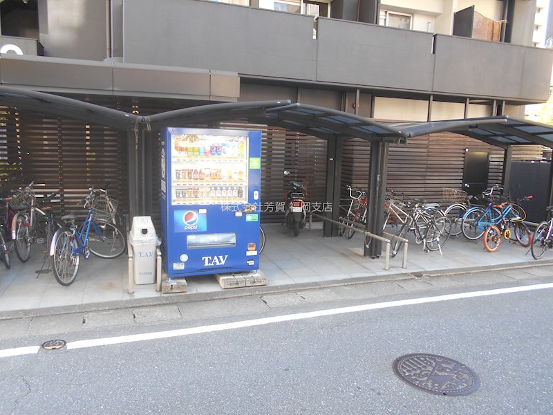 エムロード大濠 駐車場