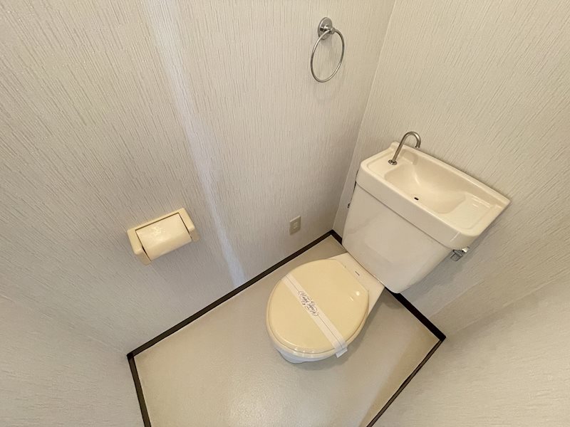 シャトレ西小石Ｂ棟 トイレ