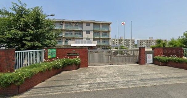シャトレ西小石Ｂ棟 小学校
