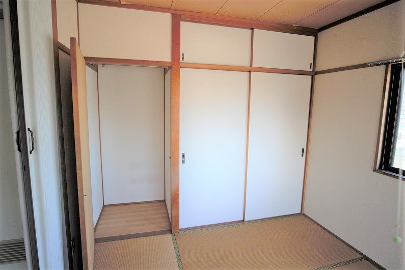 パレーシャル清水 収納