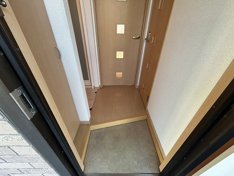 フローラ　シオン 玄関