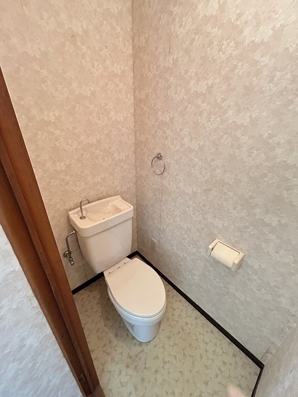 シャトレ西小石Ｂ棟 トイレ
