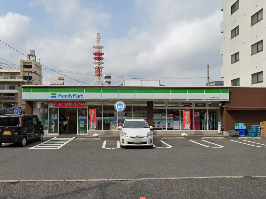 ＨＡＭＩＥＬ　ＫＯＫＵＲＡ コンビニ
