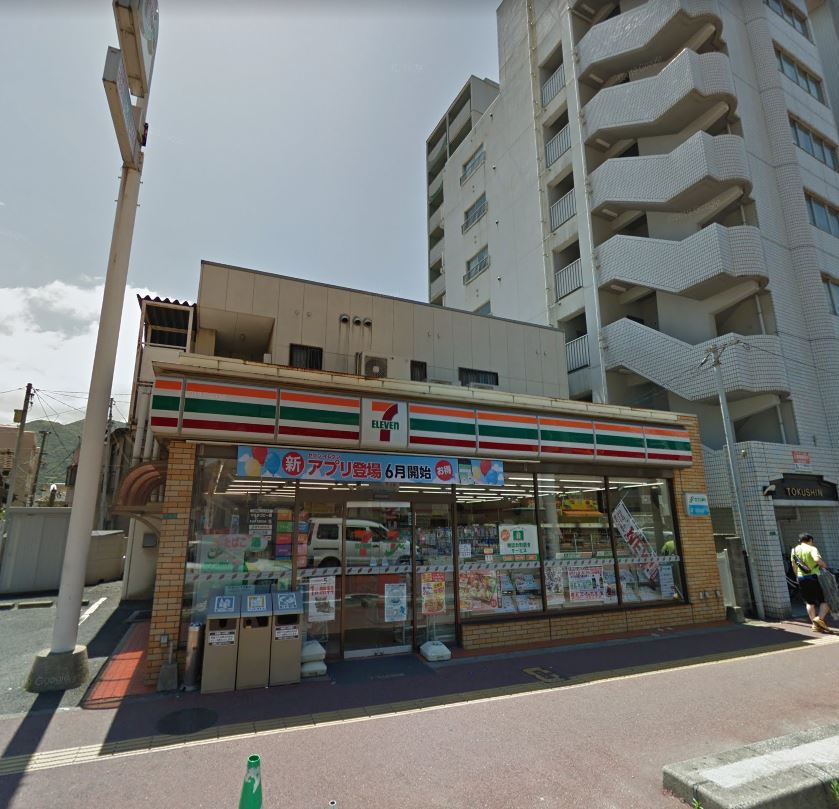 ＨＡＭＩＥＬ　ＫＯＫＵＲＡ コンビニ
