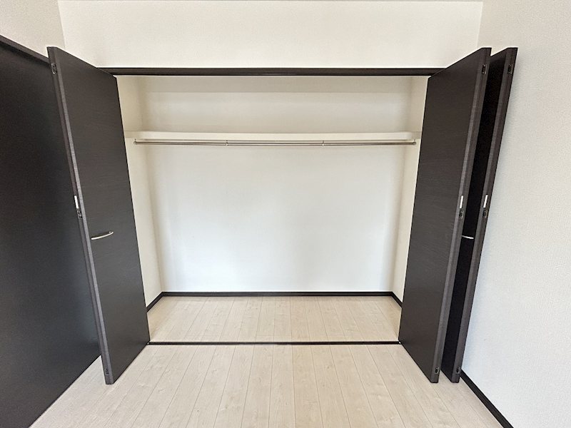 エルソル茶屋町 収納